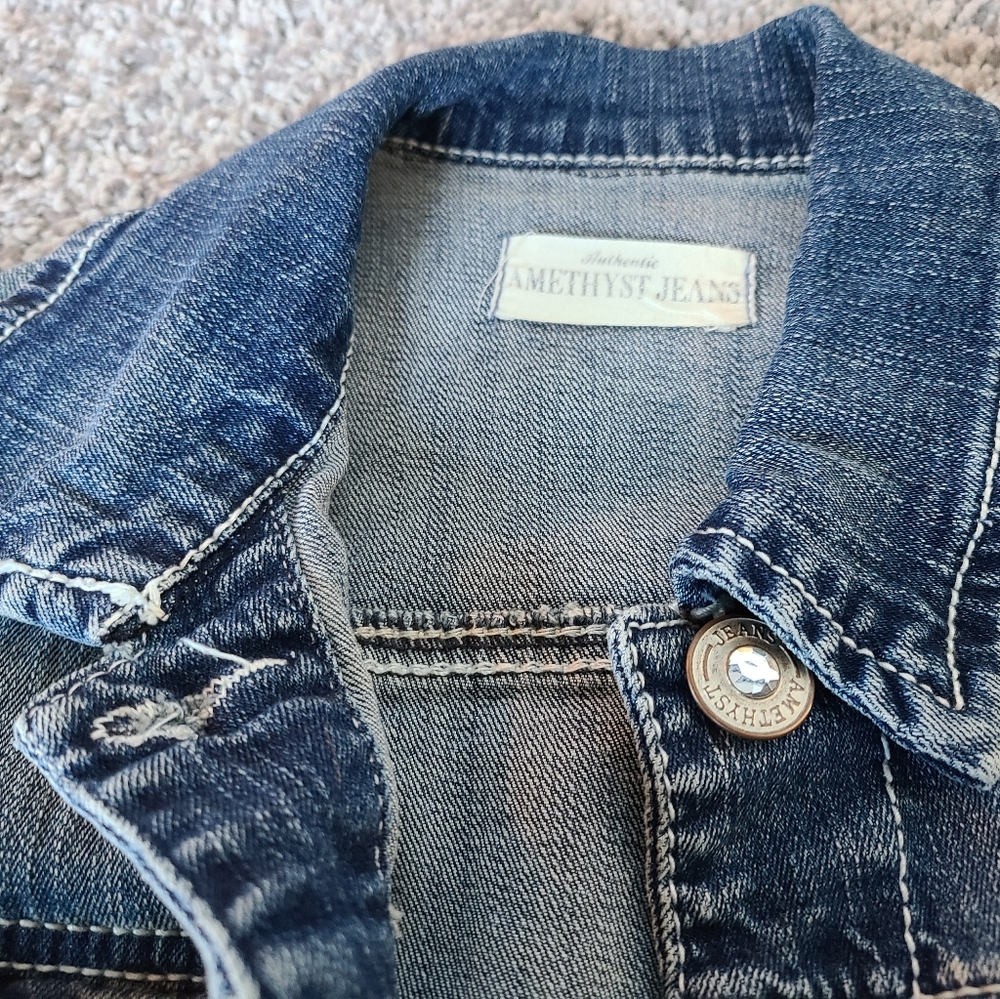 Jean jacket - Picture 3 of 5